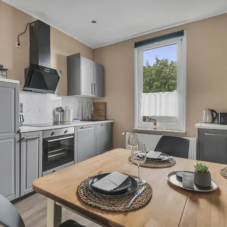 Hirsch Luchs - Zentral - Modern - Gross Apartment Bad Harzburg