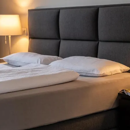 Hirsch Luchs - Zentral - Modern - Gross Lejlighed